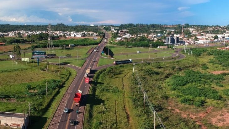 Crescimento foi impulsionado por transportes e turismo, e supera desempenho brasileiro (Foto: Reprodução/ Governo de MS)