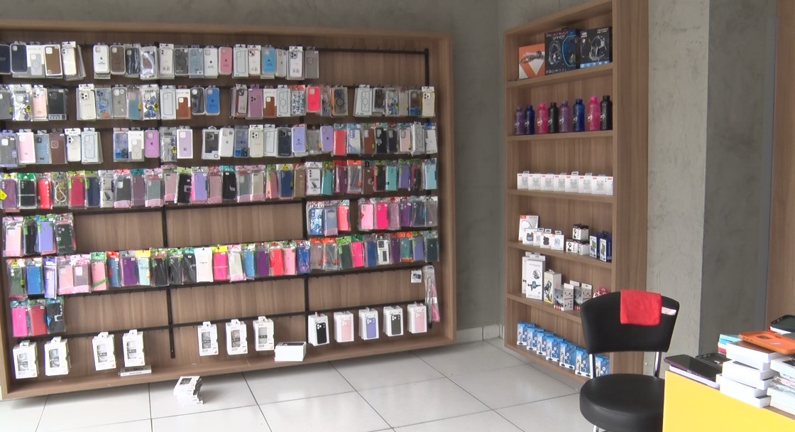 Nos últimos meses, a onda de furtos no Centro havia diminuído, mas casos como este reacendem a preocupação dos empresários. Foto: Reprodução/TVC HD. Nos últimos meses, a onda de furtos no Centro havia diminuído, mas casos como este reacendem a preocupação dos empresários. Foto: Reprodução/TVC HD.