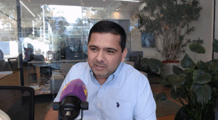 Explicando Direito é exibido dentro do programa Microfone Aberto / Foto: Massa FM Dourados