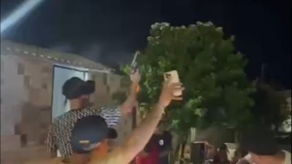 Suspeito admitiu ter efetuado os disparos e foi encaminhado à delegacia - Foto: Reprodução