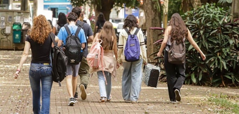 Nem-nem: quando o apoio falha, o futuro também