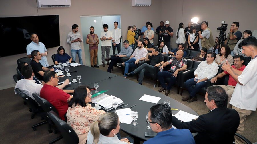 Reunião realizada na última sexta-feira (Foto: Reprodução/ CMCG) Reunião realizada na última sexta-feira (Foto: Reprodução/ CMCG)