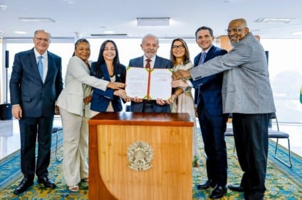 O presidente Luiz Inácio Lula da Silva durante cerimônia de assinatura do decreto que dispõe sobre o reconhecimento, a valorização e a promoção da cultura gospel como manifestação cultural nacional. Foto: Marcelo Camargo/Agência Brasil