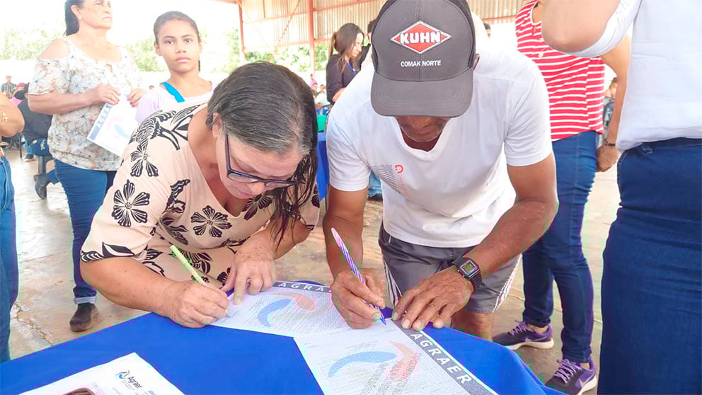 Primeira etapa da regularização alcança 56 famílias - Foto: Aline Lira/Agraer Primeira etapa da regularização alcança 56 famílias - Foto: Aline Lira/Agraer