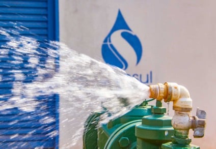 Contas de água da Sanesul terão reajuste de 14,60% em 2026 e 7,52% em 2027