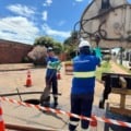 Servi&ccedil;os incluem vazamentos, liga&ccedil;&otilde;es, troca de hidr&ocirc;metros e manuten&ccedil;&atilde;o da rede de saneamento - Foto: Divulga&ccedil;&atilde;o/&Aacute;guas Guariroba