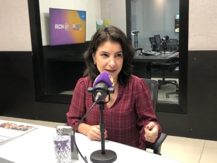 Sabrina Nakao nos estúdios da Massa FM Campo Grande - Foto: Ana Lorena Franco/Portal RCN67