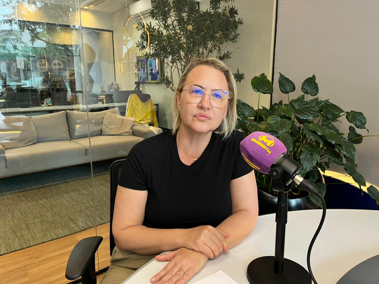 Presidente da Câmara foi entrevistada desta terça no Microfone Aberto / Foto: Raissa Vitória/Douraos Presidente da Câmara foi entrevistada desta terça no Microfone Aberto / Foto: Raissa Vitória/Douraos