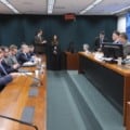 Pollon critica o processo e fala em “abusos” (Foto: Reprodução/ Câmara Federal)