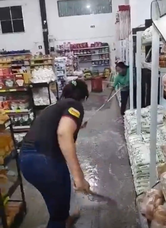 Imagens registradas pela população  circulam nas redes sociais mostram parte do impactos das fortes chuvas. (Reprodução)