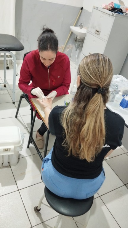 Hoje, até às 17h, testes estão sendo disponibilizados no local. (Foto: A. Frota)