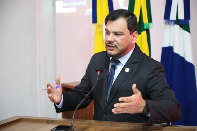 Vereador Marcelo Mourão (PL) propõe garantir o acesso da população aos dados como valores, instituições contempladas e o pagamento dos recursos das emendas. (Foto: F. Grott/CMD) Vereador Marcelo Mourão (PL) propõe garantir o acesso da população aos dados como valores, instituições contempladas e o pagamento dos recursos das emendas. (Foto: F. Grott/CMD)