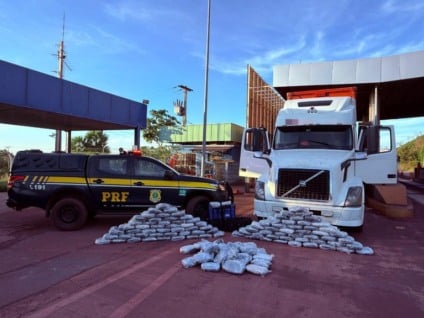 Em Corumbá, foram apreendidos 172kg de skunk - Foto: Divulgação/PRF