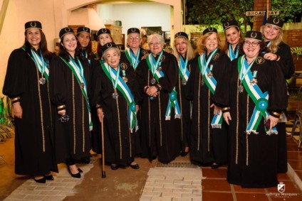 Integrantes da Academia Feminina de Letras e Artes de Mato Grosso do Sul durante evento institucional que celebra 18 anos de atuação cultural. - Foto: Aflams/Divulgação