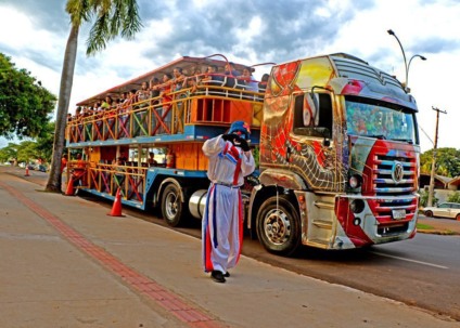 Carreta Limão Doce realiza passeio solidário nesta terça-feira em Três Lagoas
