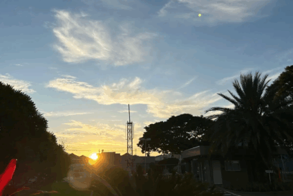 Sol forte e céu aberto predominam em Mato Grosso do Sul neste sábado (24), com temperaturas elevadas. - Foto: CEMTEC-MS