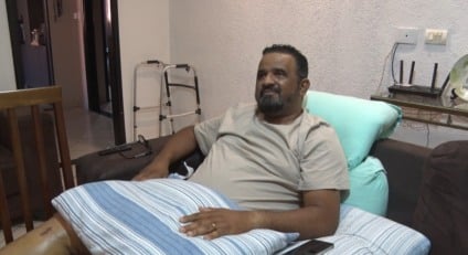 Vendedor pede ajuda após sofrer acidente de moto em Três Lagoas