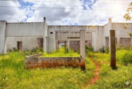 Paralisada desde 2021, obra do Centro de Educação Infantil da Vila Erondina será retomada pela Prefeitura. (Foto: Arquivo/Assecom)
