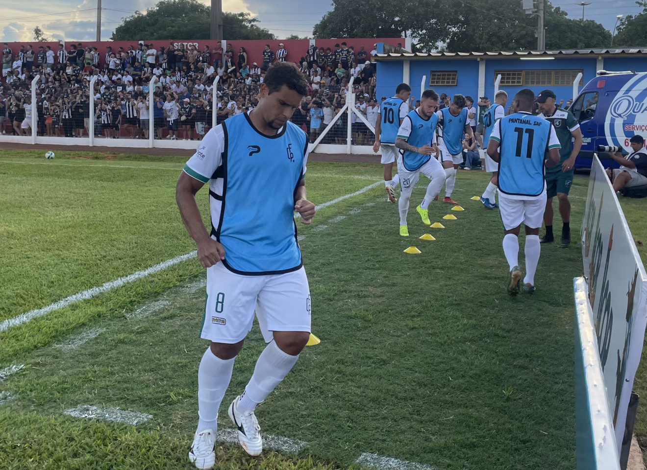 Jogadores do Pantanal SAF durante aquecimento no Estádio Jacques da Luz - Foto: Arthur Ayres/Portal RCN67 Jogadores do Pantanal SAF durante aquecimento no Estádio Jacques da Luz - Foto: Arthur Ayres/Portal RCN67