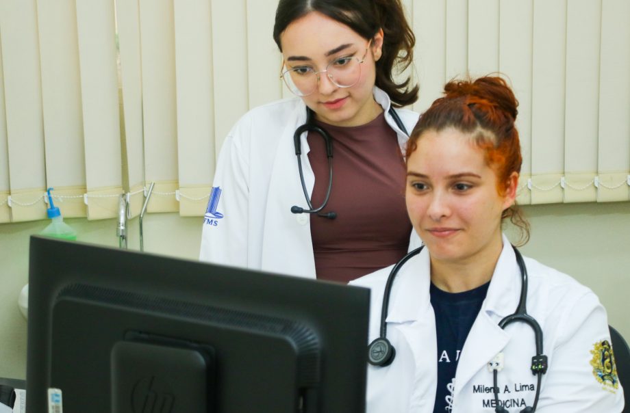 As vagas são reguladas por meio da Central de Regulação Ambulatorial, assegurando organização, equidade e o correto encaminhamento dos pacientes, conforme os critérios estabelecidos pela rede municipal de saúde. Foto: Divulgação/Assessoria. As vagas são reguladas por meio da Central de Regulação Ambulatorial, assegurando organização, equidade e o correto encaminhamento dos pacientes, conforme os critérios estabelecidos pela rede municipal de saúde. Foto: Divulgação/Assessoria.
