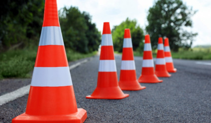 Implantação de rede de drenagem altera tráfego na Rua Divisão nesta terça-feira. - Foto: PREFCG