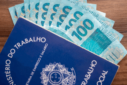 O salário referente à folha de pagamento do mês. Foto: Divulgação. 