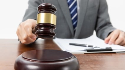 Juízes e demais integrantes do Judiciário não entram em contato com a população Foto: Freepik