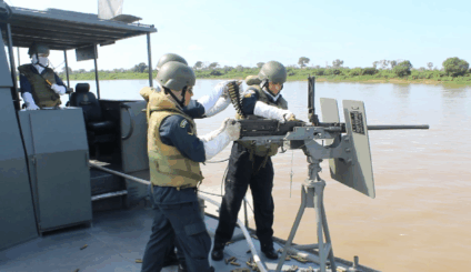 Exercício de tiro real no Navio-Transporte Fluvial - Foto: Reprodução/Comando do 6º Distrito Naval