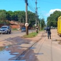 Carga de cerveja despenca de caminh&atilde;o e provoca acidente com idosa em Tr&ecirc;s Lagoas