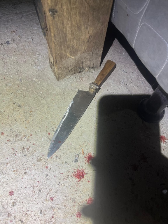 Mulher é presa após esfaquear marido por ciúmes no São João