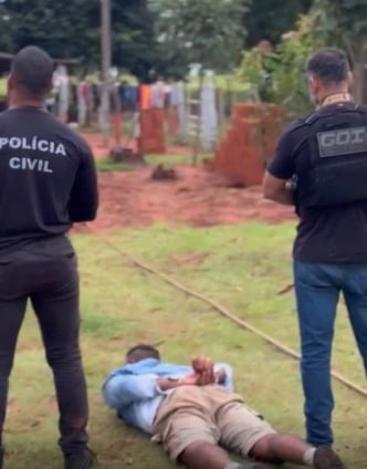 Polícia Civil e GOI prendem em Água Clara suspeito de atear fogo na casa de companheira em Santa Rita do Pardo