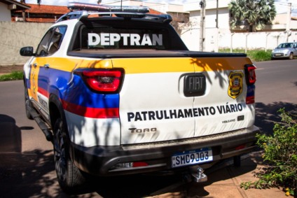 Departamento de Trânsito altera sentido de para reduzir acidentes em Três Lagoas