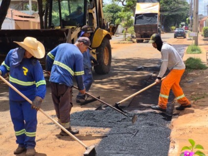 Obra na Avenida Madrid substituiu tubulação antiga e entrou na fase de recomposição asfáltica - Foto: Divulgação/Águas Guariroba
