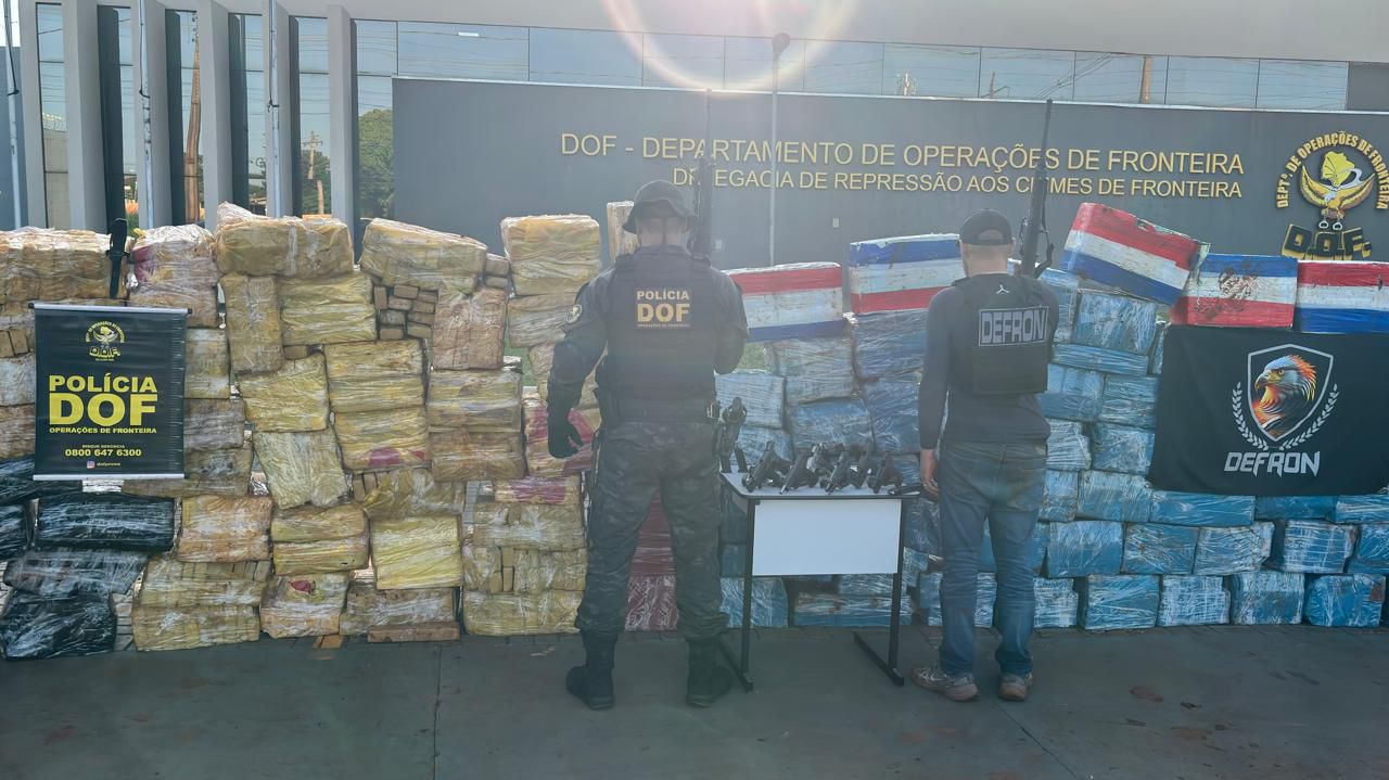 Drogas, armas e sete pessoas são presas em operação conjunta do Defron ...