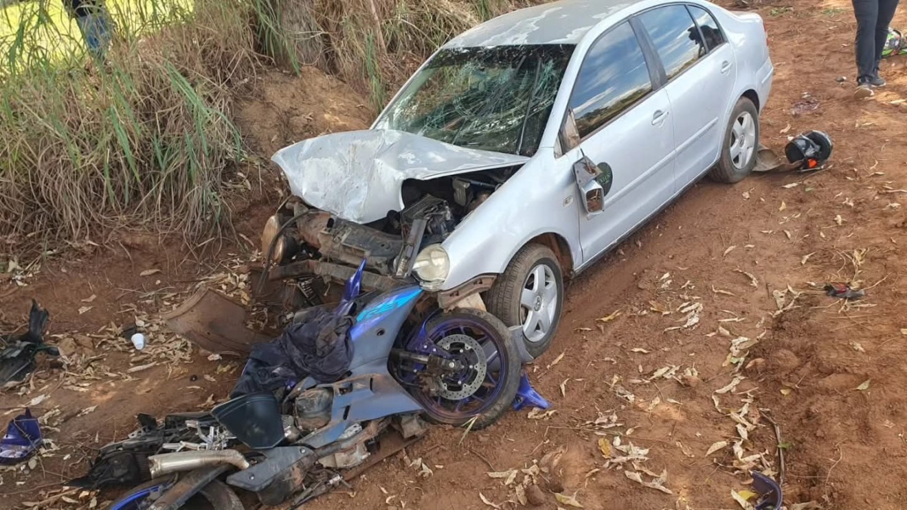 Jovem de Três Lagoas morre após carro atingir motocicleta na MS-377; cervejas foram encontradas no veículo Jovem de Três Lagoas morre após carro atingir motocicleta na MS-377; cervejas foram encontradas no veículo