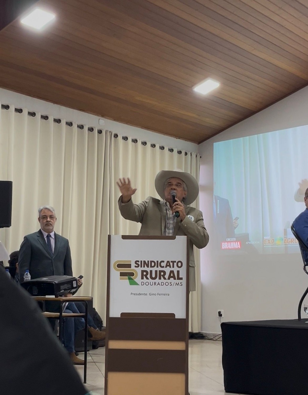 Na abertura oficial da Expoagro em Dourados, presidente do Sindicato Rural, destaca as principais novidades