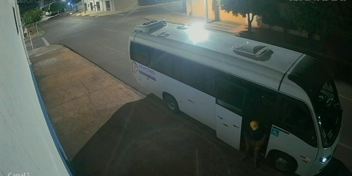 Homem é procurado após praticar ato obsceno na frente de adolescente em Três Lagoas