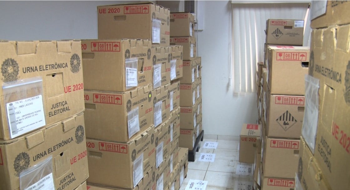 Cartório Eleitoral entrega 155 urnas eletrônicas para o pleito de domingo em Três Lagoas