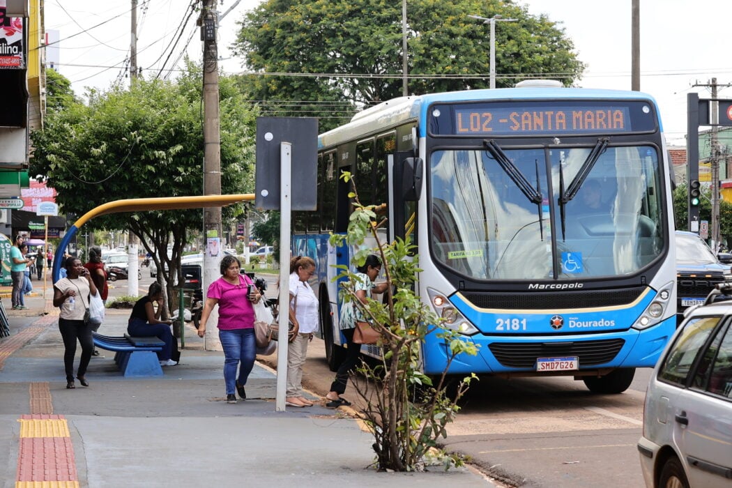 Dourados garante transporte gratuito no segundo turno e suspende aulas na rede municipal